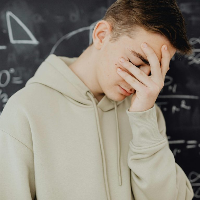 pexels-karola-g-6256115